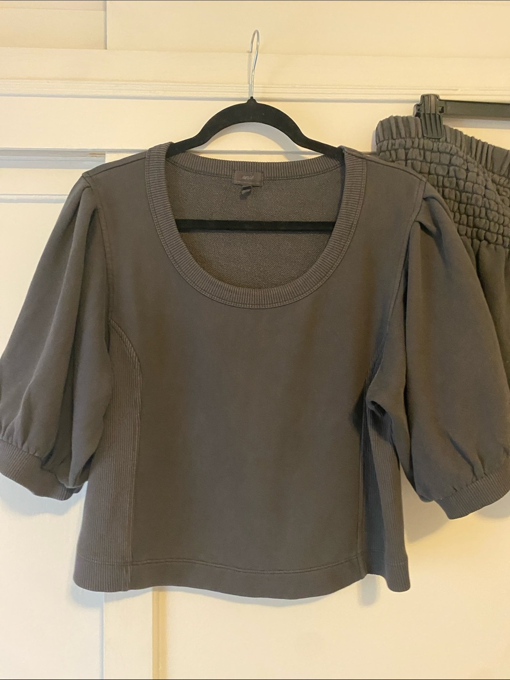 aerie Smoked Gray Seams Right Top and Feeling Femme Mini Skirt Set NWOT - Large - Picture 8 of 10